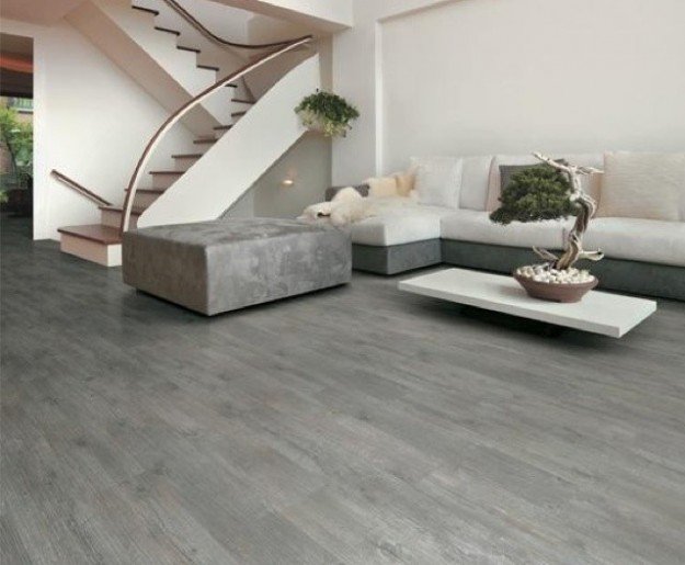 Soggiorno pavimento in legno: parquet grigio per ambienti di stile ... Living rustico moderno parquet